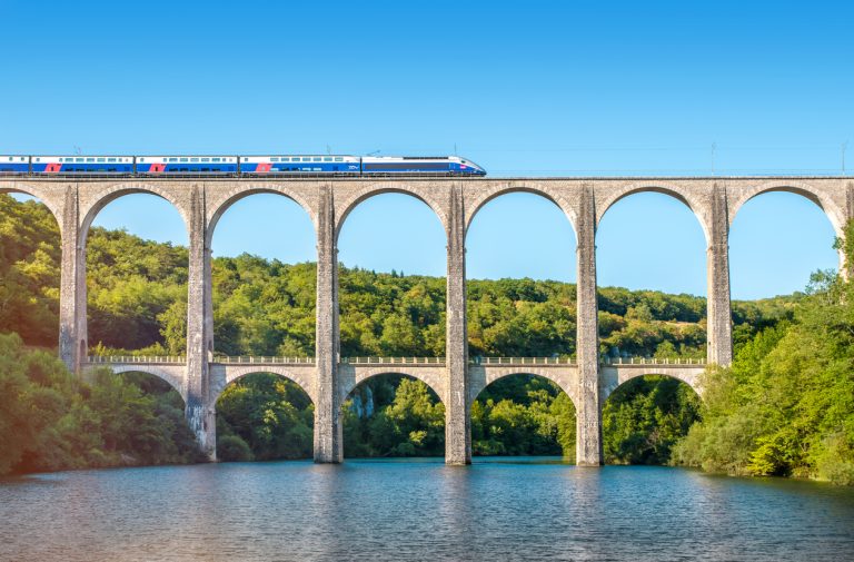 Gestion des campagnes d’influence pour SNCF